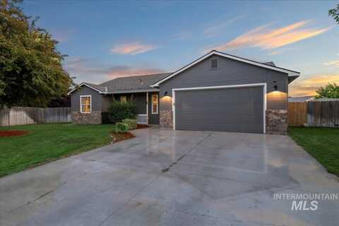 1451 Chelsey Cir, Mountain Home, ID 83647