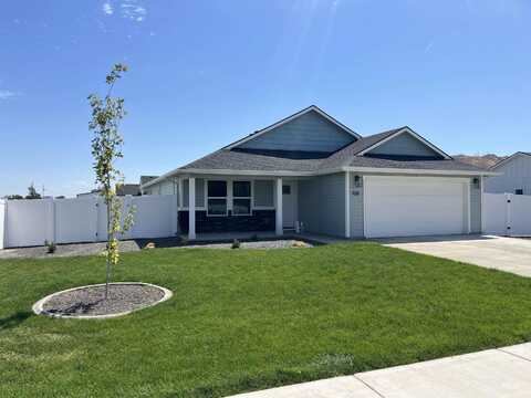 812 N 5th St, Nyssa, OR 97913
