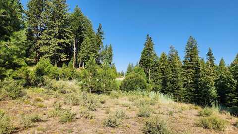 16 Sarah Way, Cascade, ID 83611