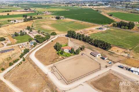 4282 Hogg Rd, Homedale, ID 83628