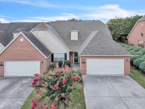 5963 Round Hill Lane, Knoxville, TN 37912