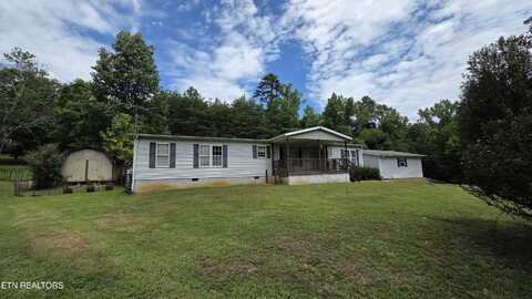 1120 Piney Point Rd, Spring City, TN 37381