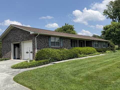 9315 Johnson Rd, Strawberry Plains, TN 37871