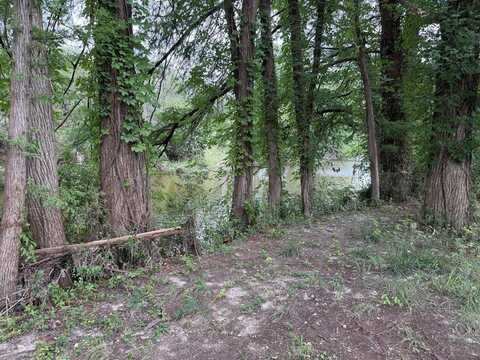2196 Junction Hwy, Kerrville, TX 78028
