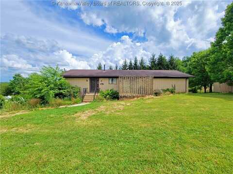 141 Marianna Lane, Shady Spring, WV 25918