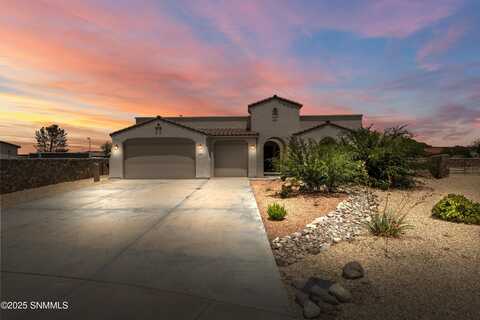 390 Sultan Court, Las Cruces, NM 88007