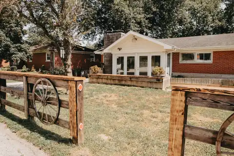 111 Spruce Drive, Frankfort, KY 40601
