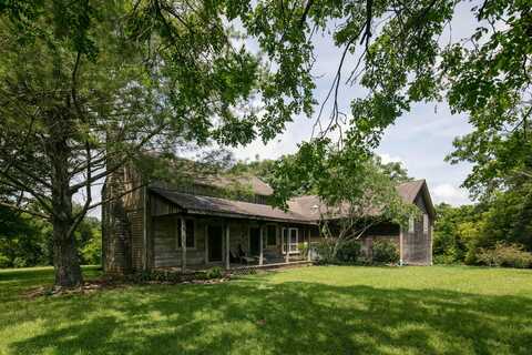 2680 Scotts Ferry Road, Versailles, KY 40383