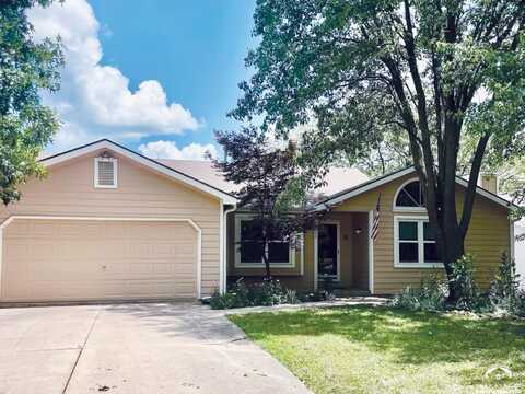226 Tumbleweed Drive, Lawrence, KS 66049