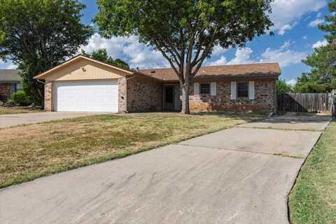 7903 NW Terrace Hills Blvd, Lawton, OK 73505