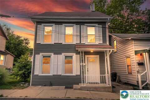 335 Green Street, Bath Boro, PA 18014