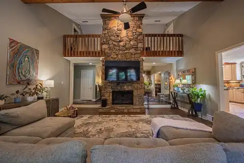 1829 E CHURCHILL, Germantown, TN 38138