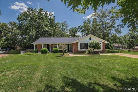 5528 Perigord Drive, Saint Louis, MO 63129