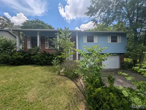 3200 Schaffner Drive, Saint Charles, MO 63301