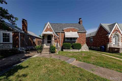 713 Bellavilla Drive, Bella Villa, MO 63125