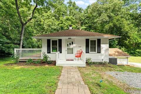 620 Saint Clair Road, Fairview Heights, IL 62208