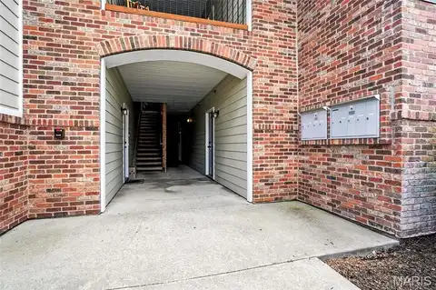 27 N Grace Lane, Columbia, MO 65201