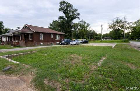 4800 Caseyville Avenue, Washington Park, IL 62204