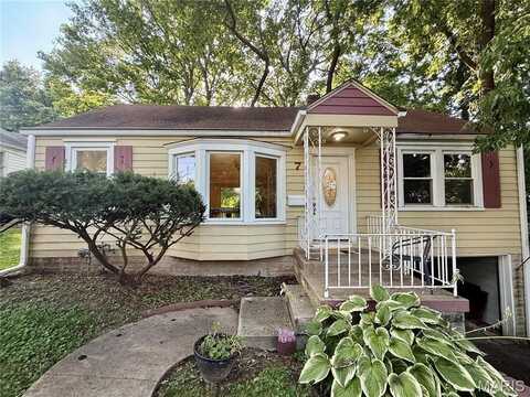 7 Orchard Lane, Collinsville, IL 62234
