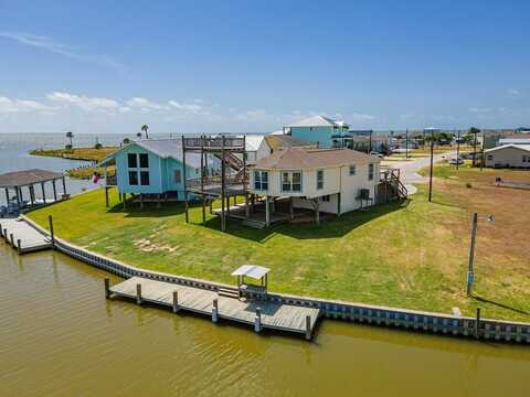 76 Sailfish Landing, Port Lavaca, TX 77979