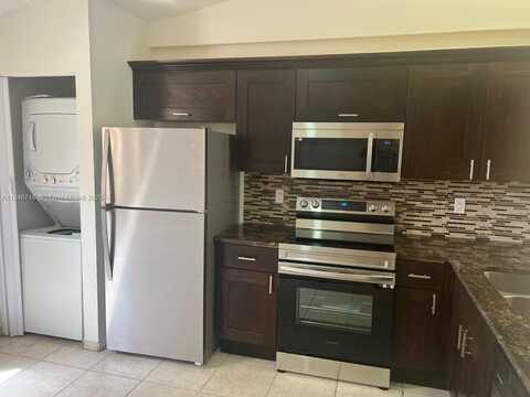 2521 NW 56th Ave, Lauderhill, FL 33313