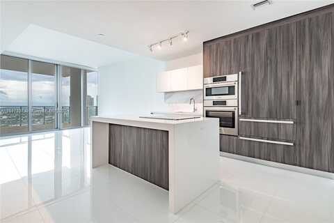 851 NE 1st Ave, Miami, FL 33132