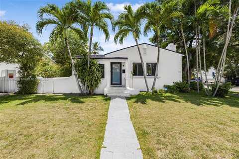 836 NE 82nd St, Miami, FL 33138