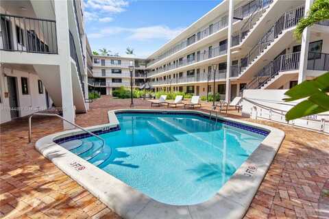 2930 Day Ave, Miami, FL 33133