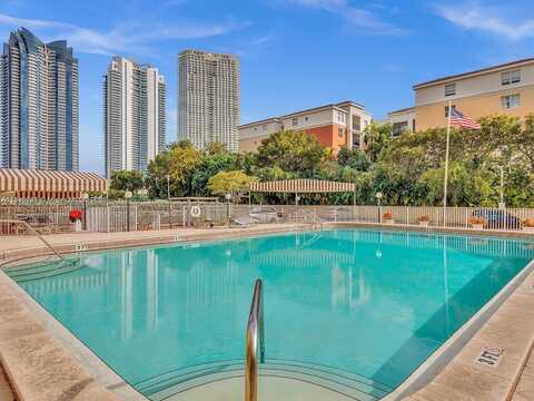 210 172nd St, Sunny Isles Beach, FL 33160