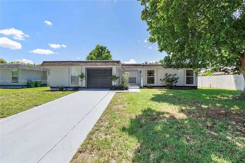 6703 Brookwood Blvd, Tamarac, FL 33321