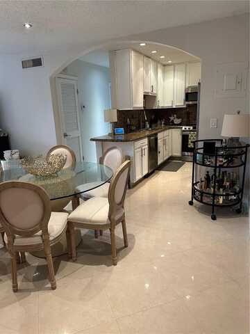 6600 NE 22nd Way, Fort Lauderdale, FL 33308