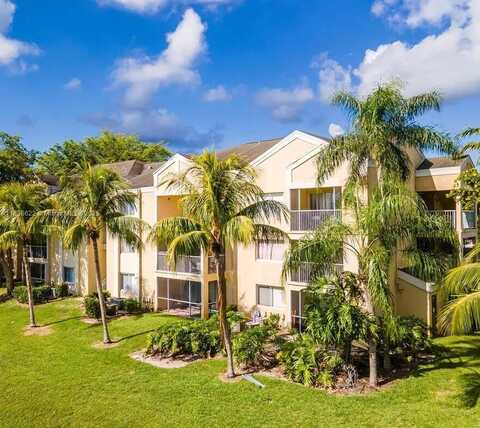 5720 Rock Island Rd, Tamarac, FL 33319