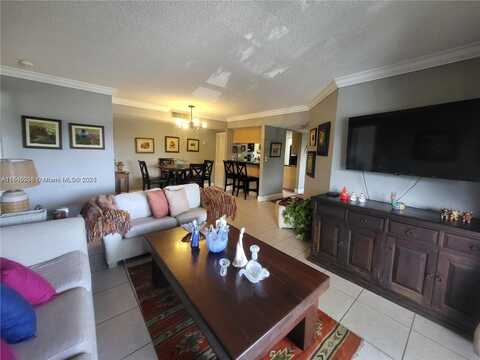 10765 SW 108th Ave, Miami, FL 33176