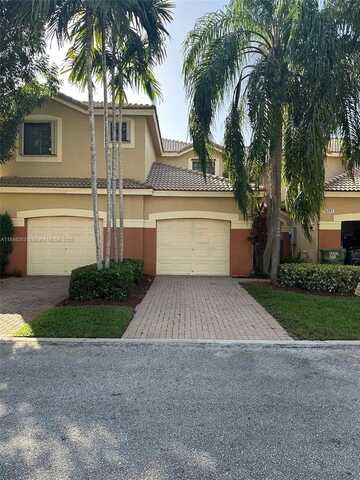4295 Vineyard Cir, Weston, FL 33332