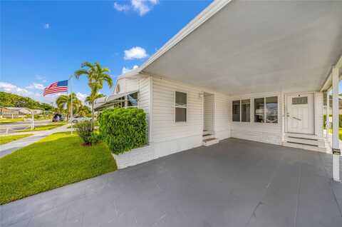 5298 NW 4th Ter, Deerfield Beach, FL 33064