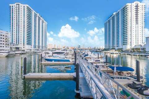 17111 Biscayne Blvd, North Miami Beach, FL 33160