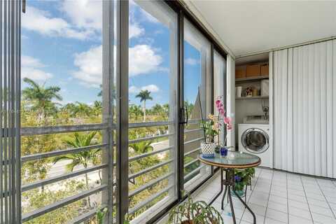 20401 NE 30th Ave, Aventura, FL 33180