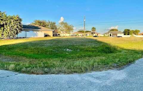 2117 NE 9th PL, Cape Coral, FL 33909