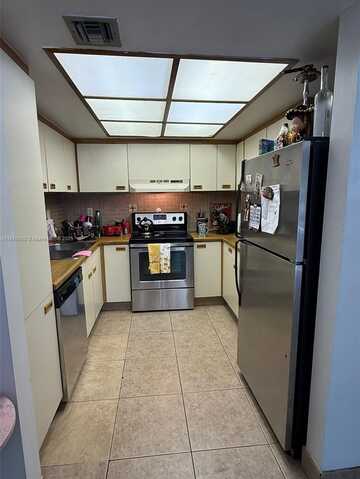 9015 SW 125th Ave, Miami, FL 33186
