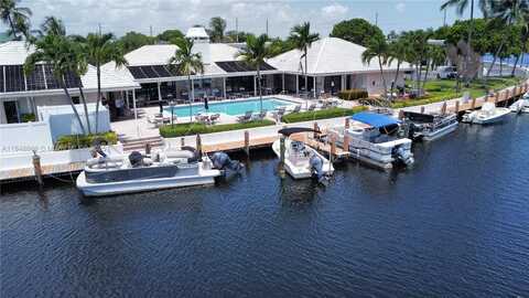 160 Cypress Club Dr, Pompano Beach, FL 33060