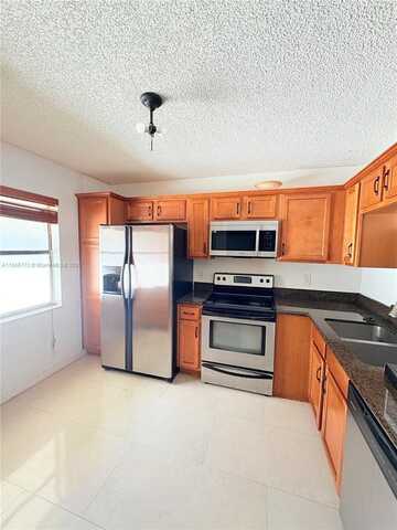 11174 W Sample Rd, Coral Springs, FL 33065