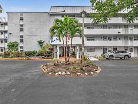 3725 NE 169th St, North Miami Beach, FL 33160