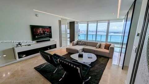 1331 Brickell Bay Dr, Miami, FL 33131