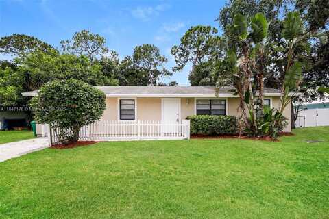 1252 SW Goodman Ave, Port Saint Lucie, FL 34953