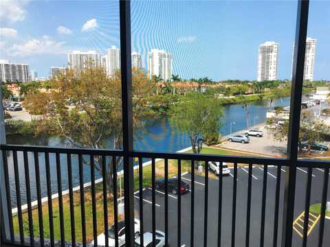 3475 N Country Club Dr, Aventura, FL 33180