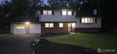 33 Nottingham Road, Edison, NJ 08820