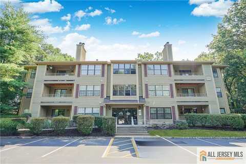 1410 Stoneridge Circle, Helmetta, NJ 08828