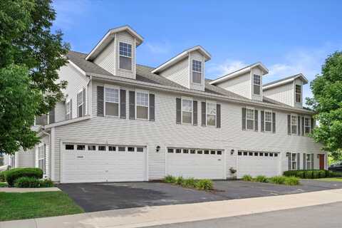 1210 Woodbury Cmn, Waukesha, WI 53189