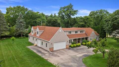 955 Edwards St, Brookfield, WI 53005