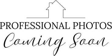 5530 N Santa Monica Blvd, Whitefish Bay, WI 53217